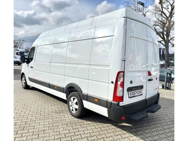 Fahrzeugbild eines Renault Master