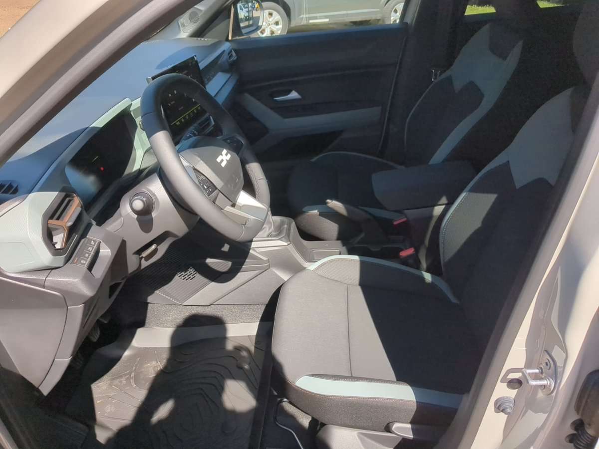 Fahrzeugbild eines Dacia Duster