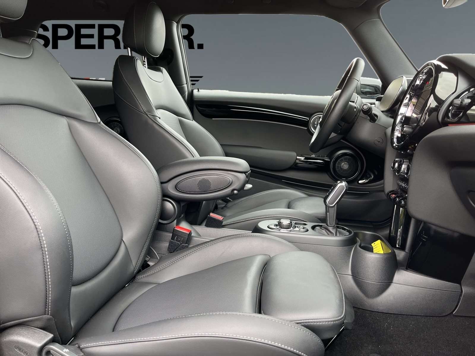 Fahrzeugbild eines MINI COOPER