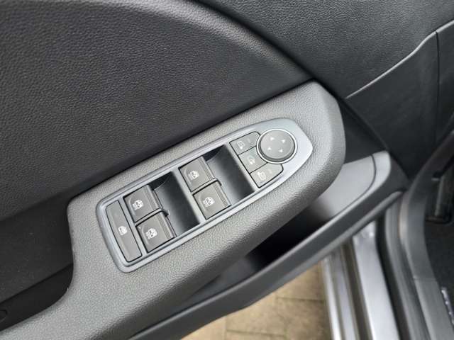 Fahrzeugbild eines Renault Clio