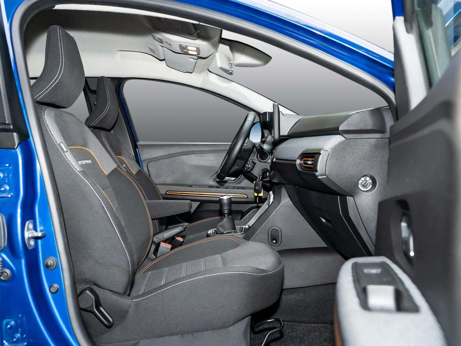 Fahrzeugbild eines Dacia Sandero