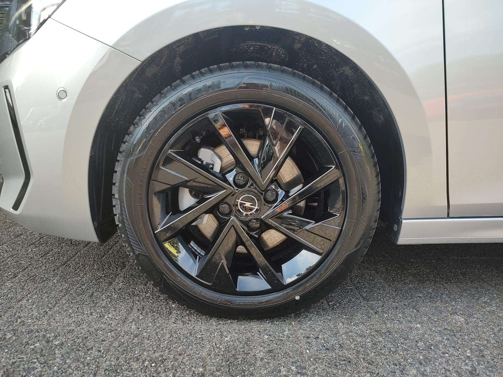 Fahrzeugbild eines Opel Corsa
