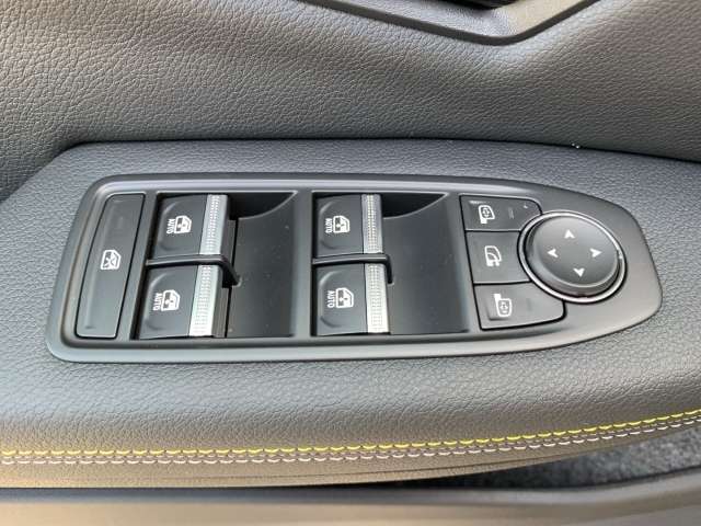 Fahrzeugbild eines Renault Scenic E-TECH