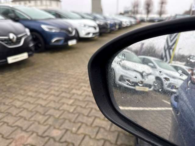 Fahrzeugbild eines Renault Clio
