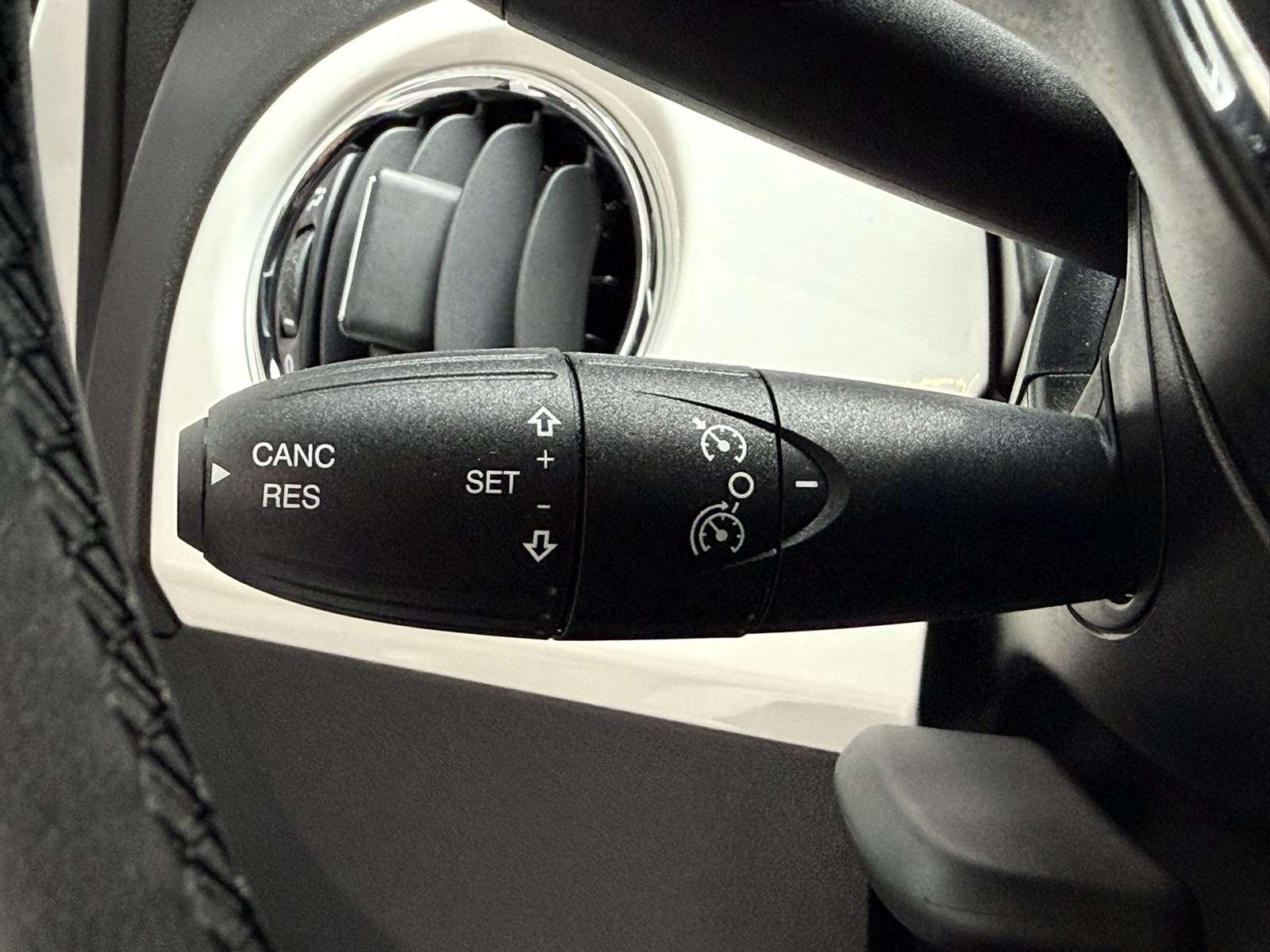 Fahrzeugbild eines Fiat 500
