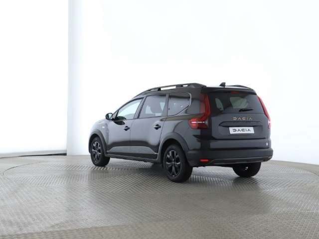 Fahrzeugbild eines Dacia Jogger