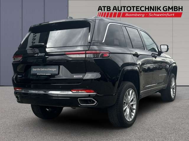 Fahrzeugbild eines Jeep Grand Cherokee