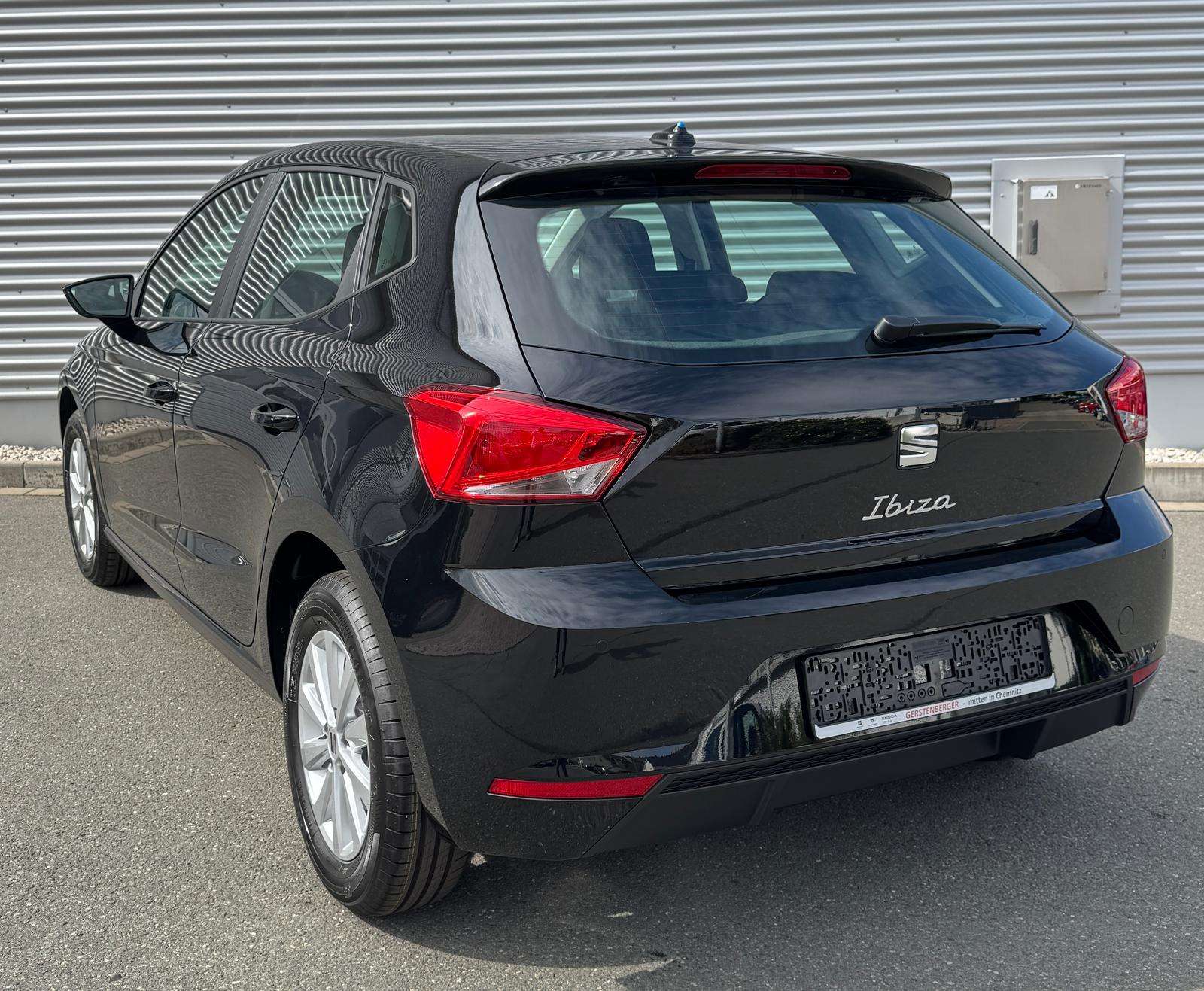 Fahrzeugbild eines SEAT Ibiza
