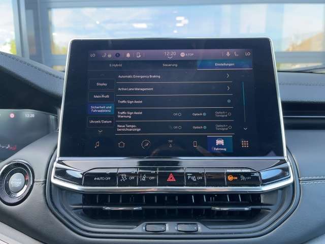 Fahrzeugbild eines Jeep Compass