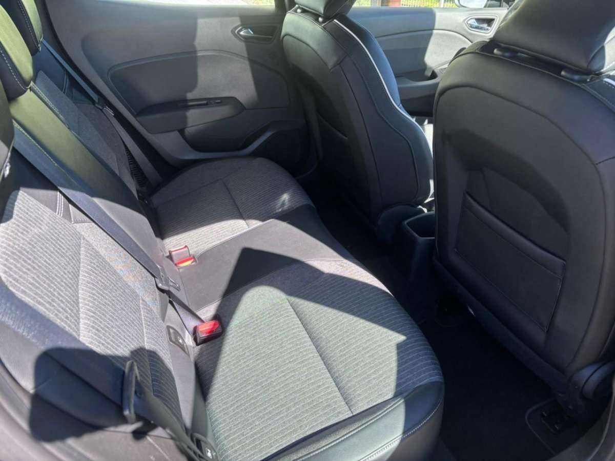 Fahrzeugbild eines Renault Clio