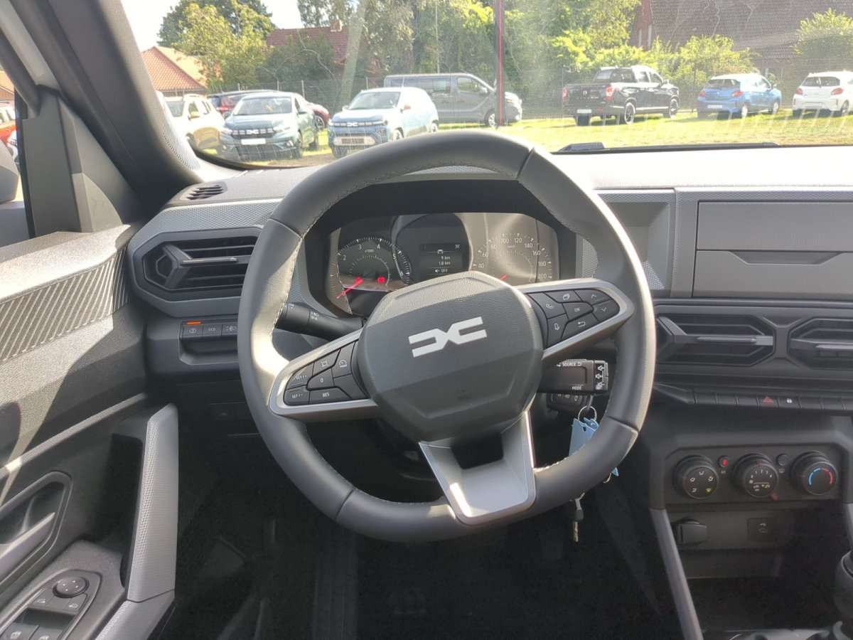 Fahrzeugbild eines Dacia Duster