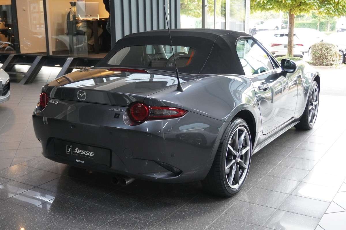 Fahrzeugbild eines Mazda MX-5