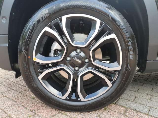 Fahrzeugbild eines Jeep Avenger