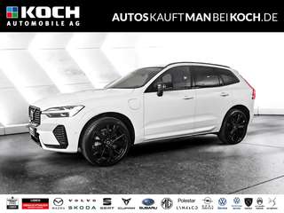 Schräge Frontansicht auf einen Volvo XC60 , freigestellt