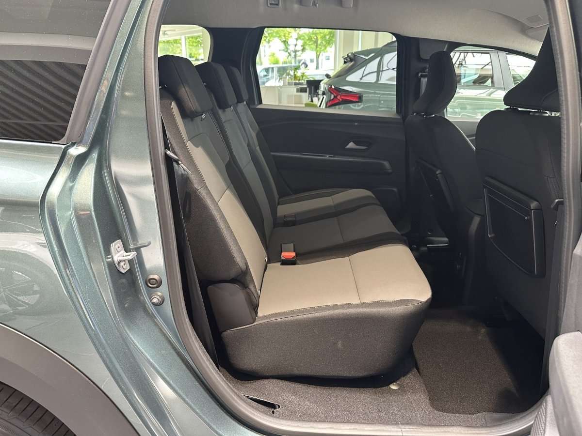 Fahrzeugbild eines Dacia Jogger