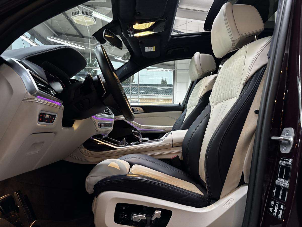 Fahrzeugbild eines BMW X7