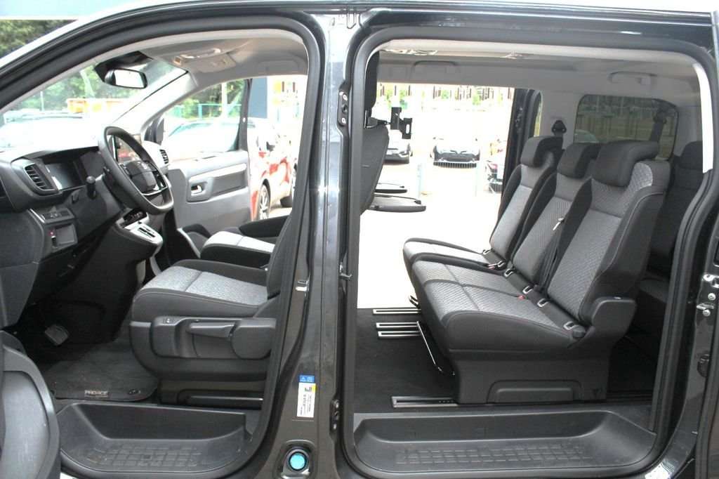 Fahrzeugbild eines Toyota Proace