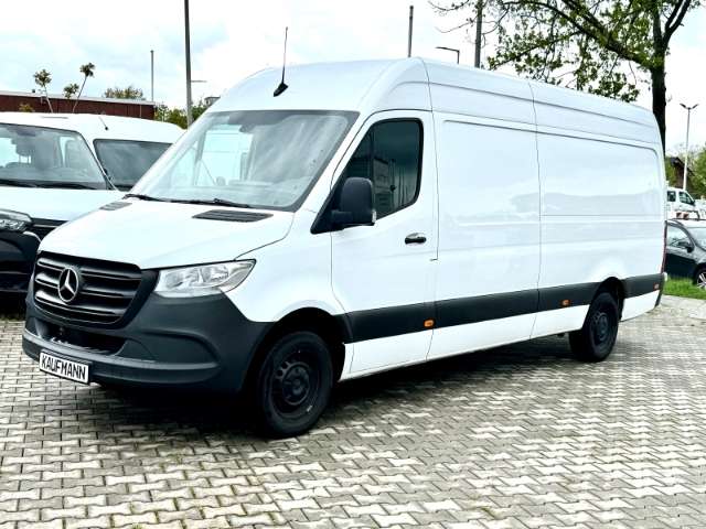 Fahrzeugbild eines Mercedes-Benz Sprinter