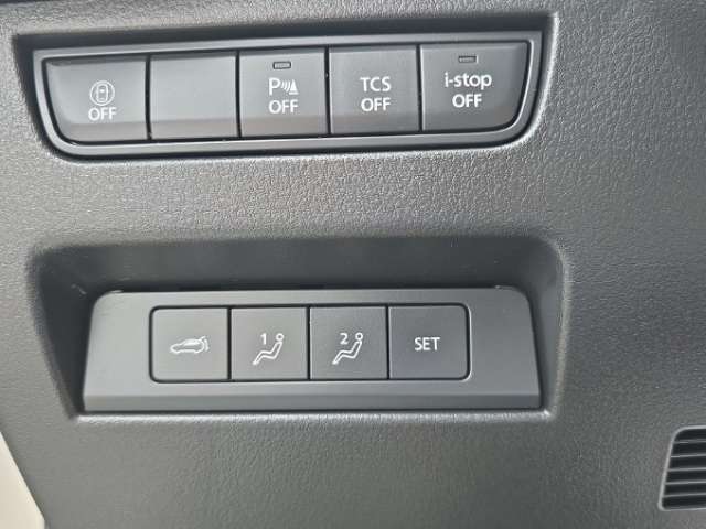 Fahrzeugbild eines Mazda CX-60