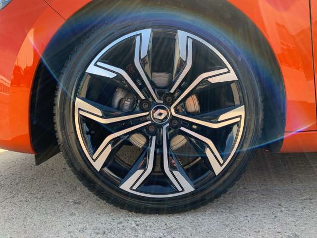 Fahrzeugbild eines Renault Clio