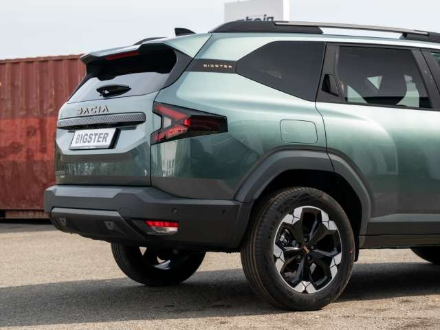 Fahrzeugbild eines Dacia Bigster