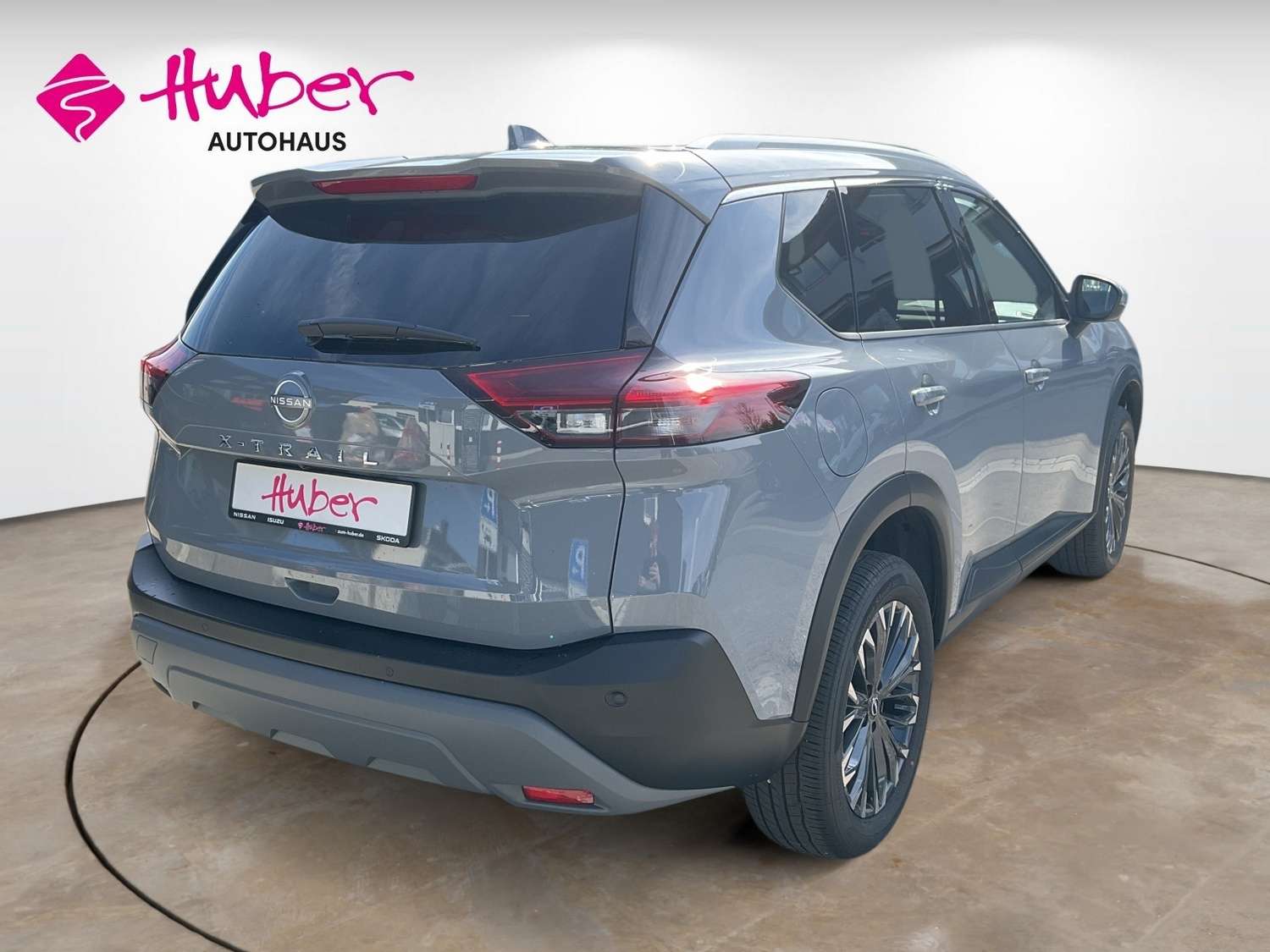 Fahrzeugbild eines Nissan X-TRAIL