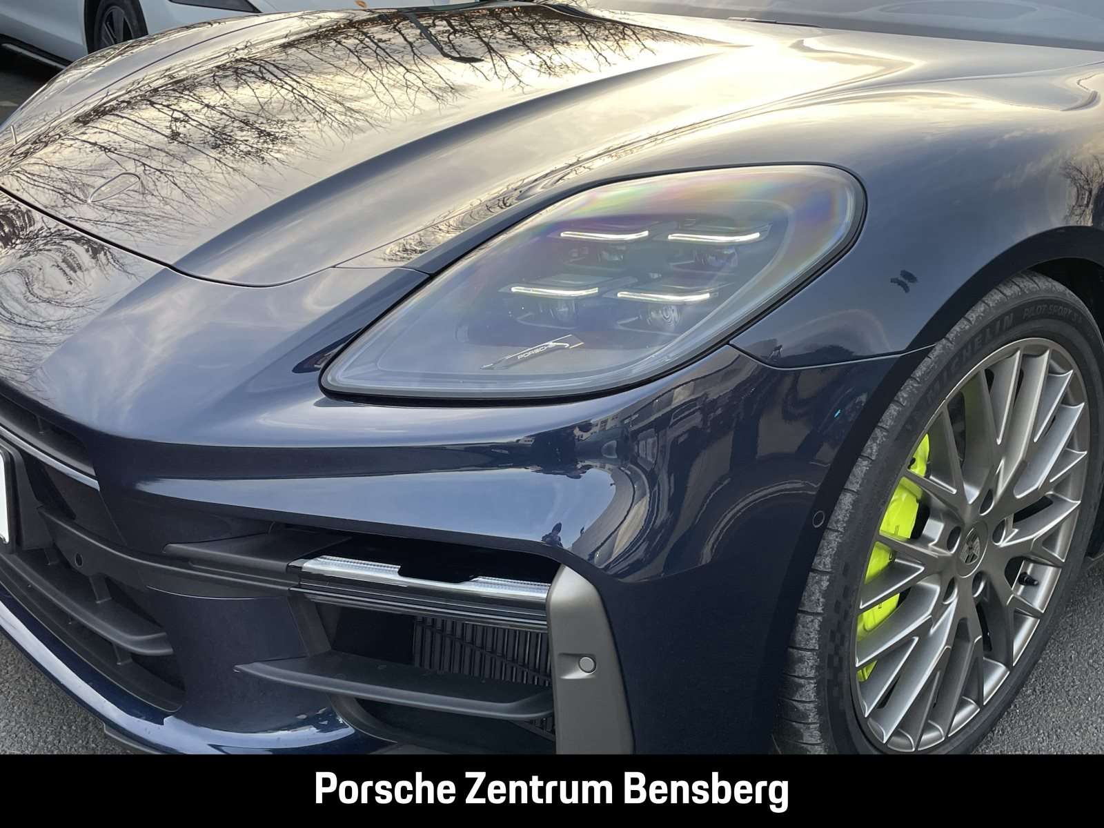 Fahrzeugbild eines Porsche Panamera
