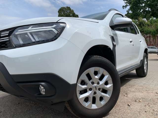 Fahrzeugbild eines Dacia Duster