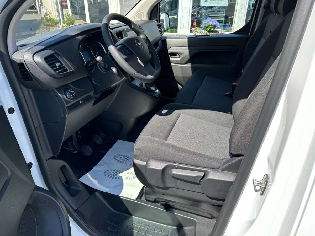 Fahrzeugbild eines Opel Vivaro