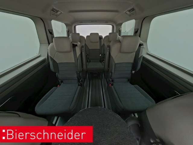 Fahrzeugbild eines Volkswagen Multivan