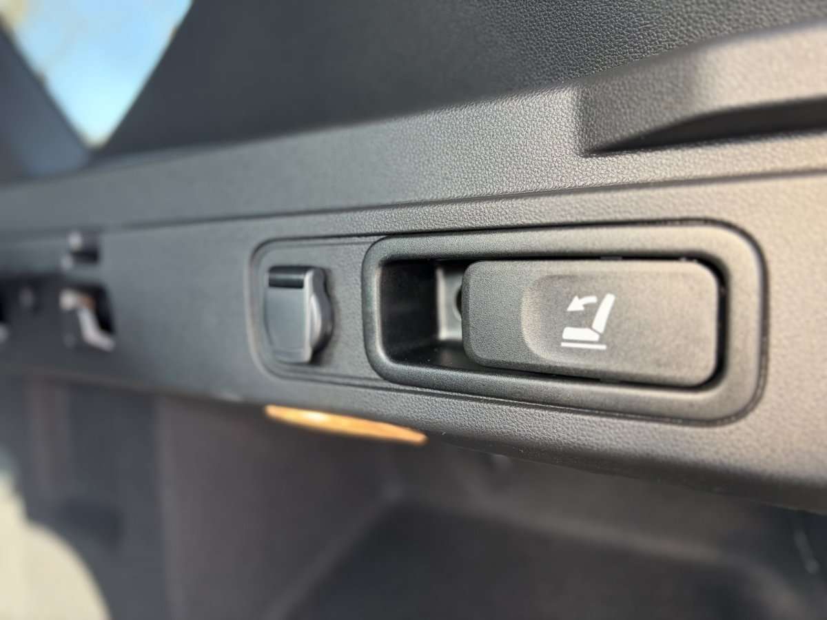 Fahrzeugbild eines Dacia Bigster