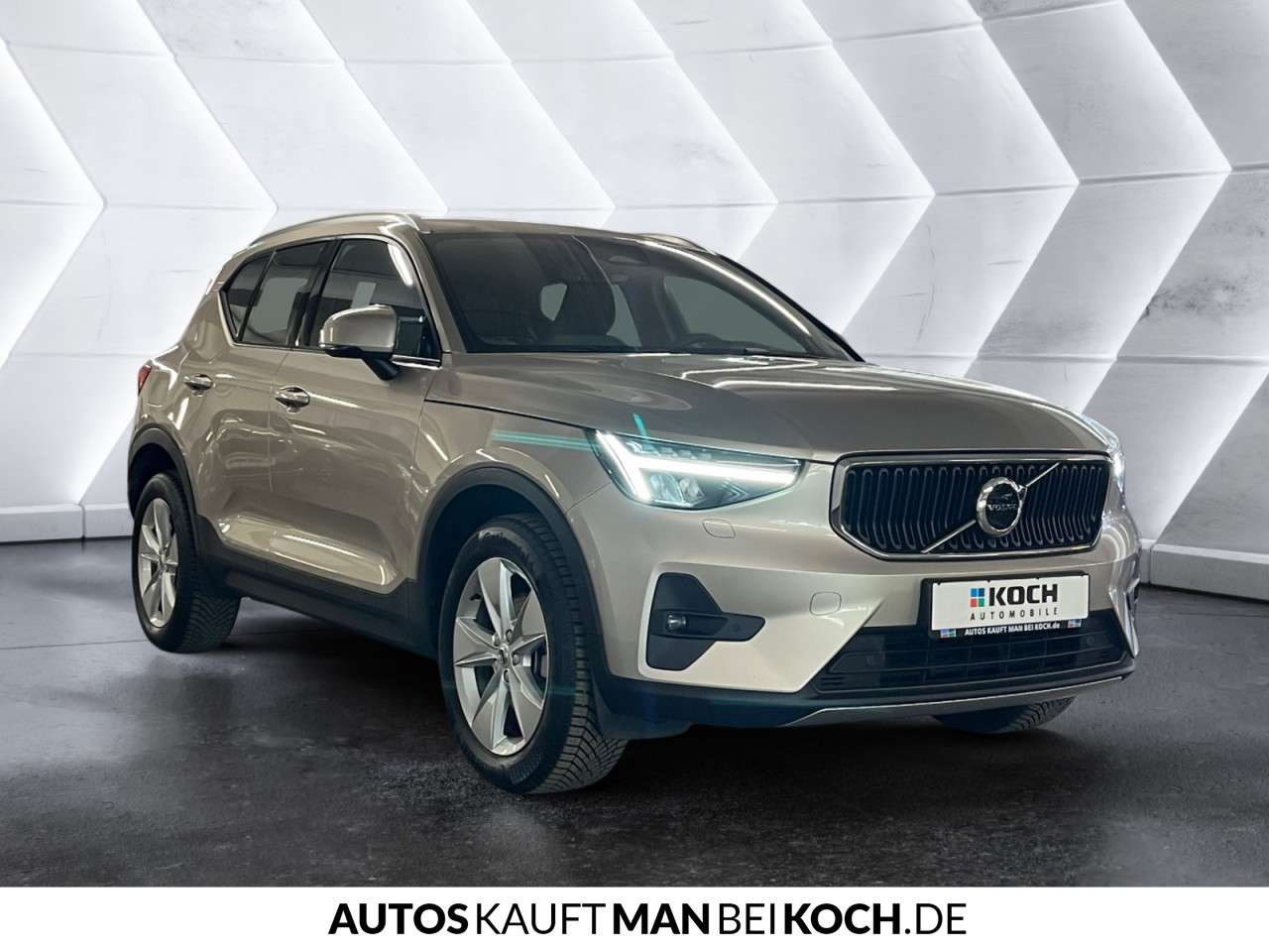 Fahrzeugbild eines Volvo XC40