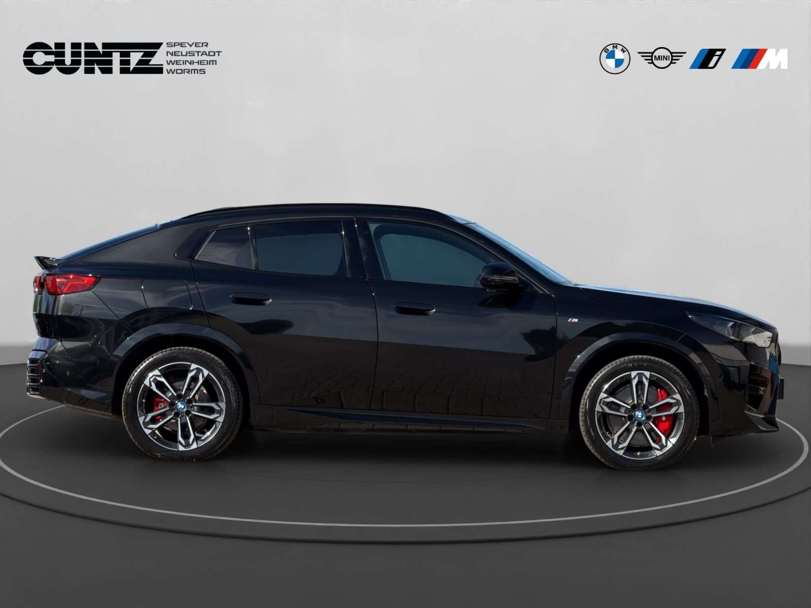 Fahrzeugbild eines BMW ix2