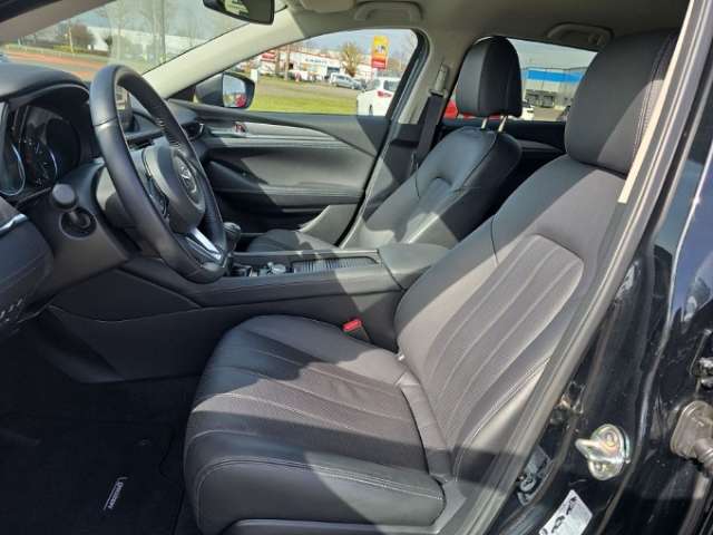 Fahrzeugbild eines Mazda Mazda6