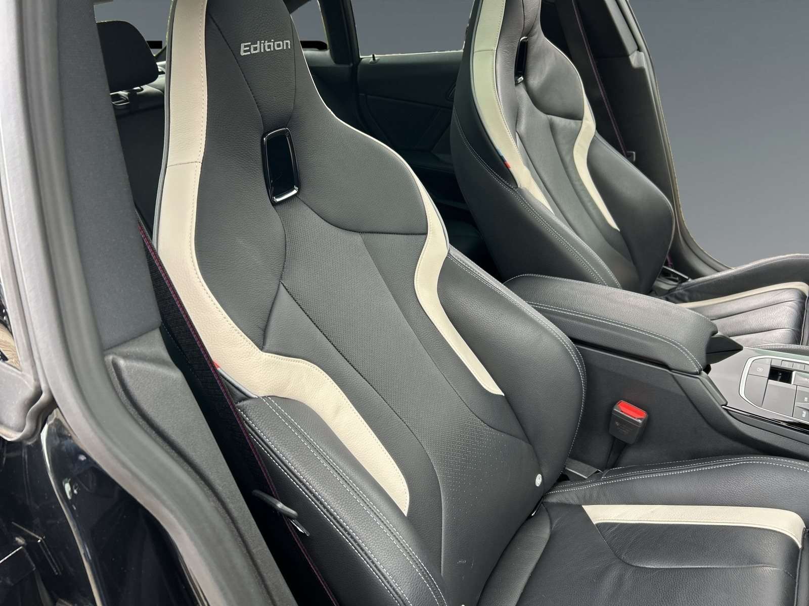 Fahrzeugbild eines BMW 2er-Reihe