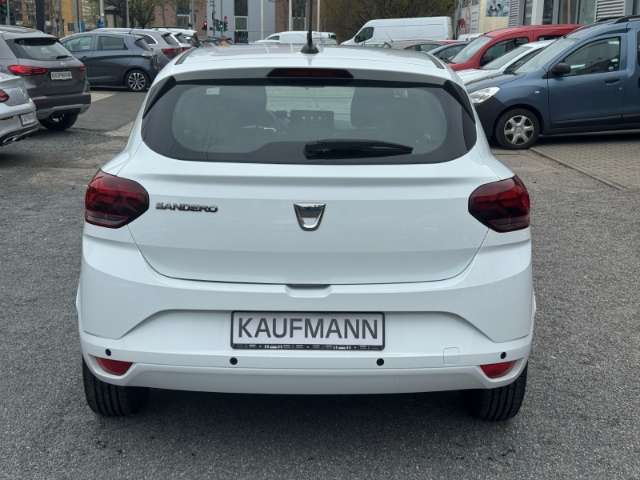 Fahrzeugbild eines Dacia Sandero
