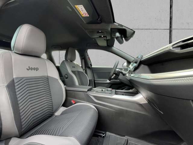 Fahrzeugbild eines Jeep Compass
