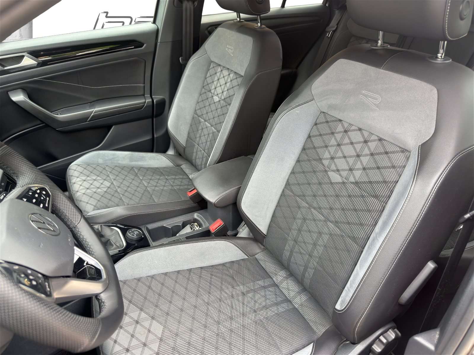 Fahrzeugbild eines Volkswagen T-Roc