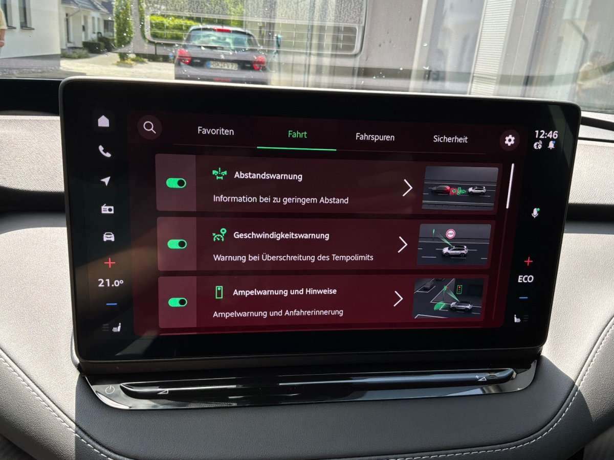 Fahrzeugbild eines Skoda ELROQ