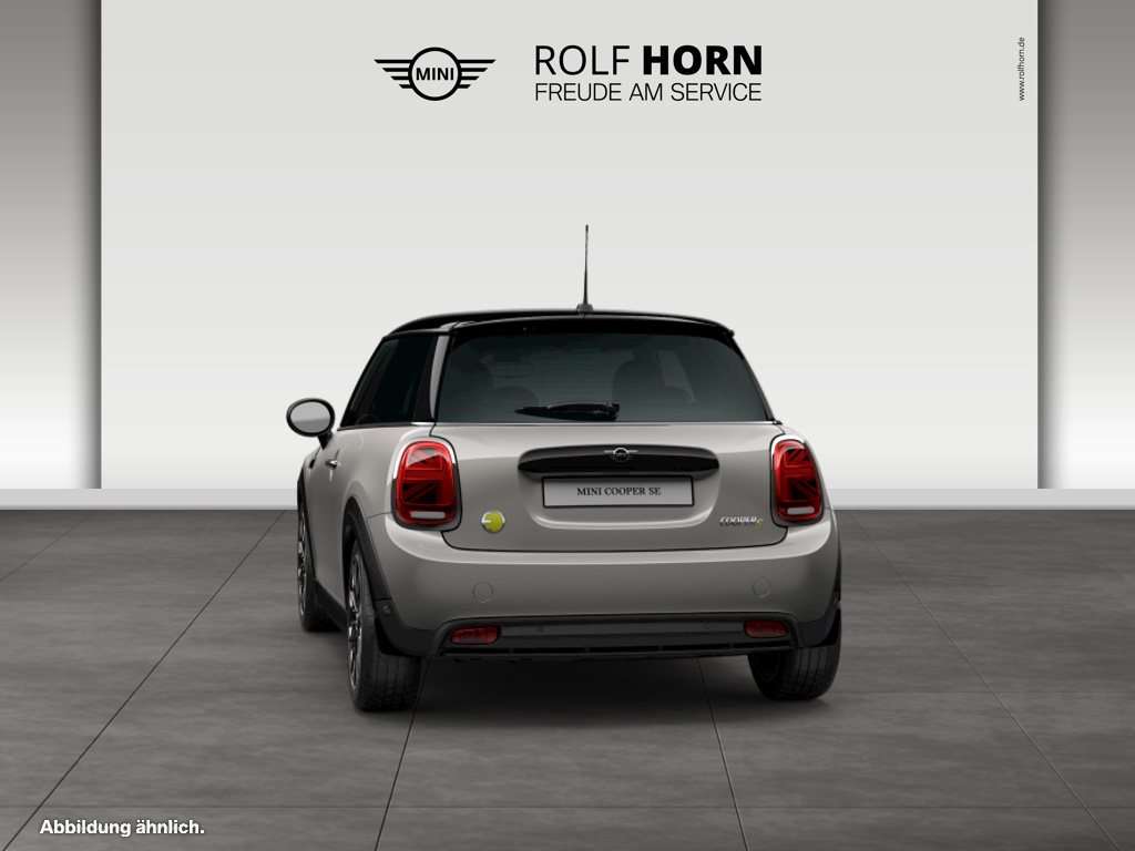 Fahrzeugbild eines MINI COOPER SE