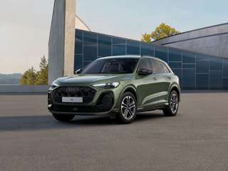 Schräge Frontansicht auf einen Audi Q5 , freigestellt