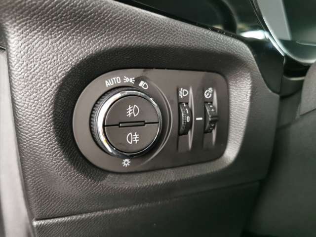 Fahrzeugbild eines Opel Corsa