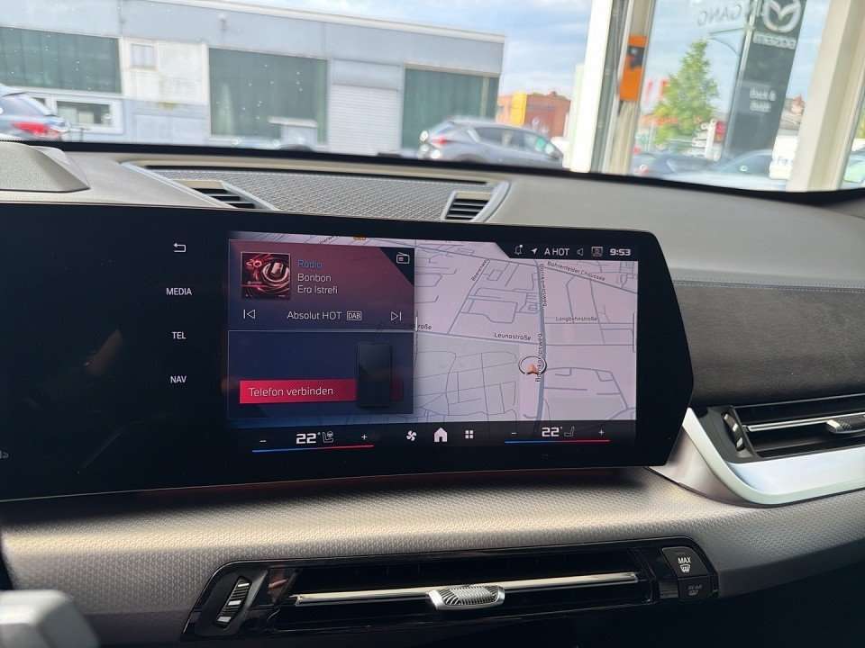 Fahrzeugbild eines BMW X1
