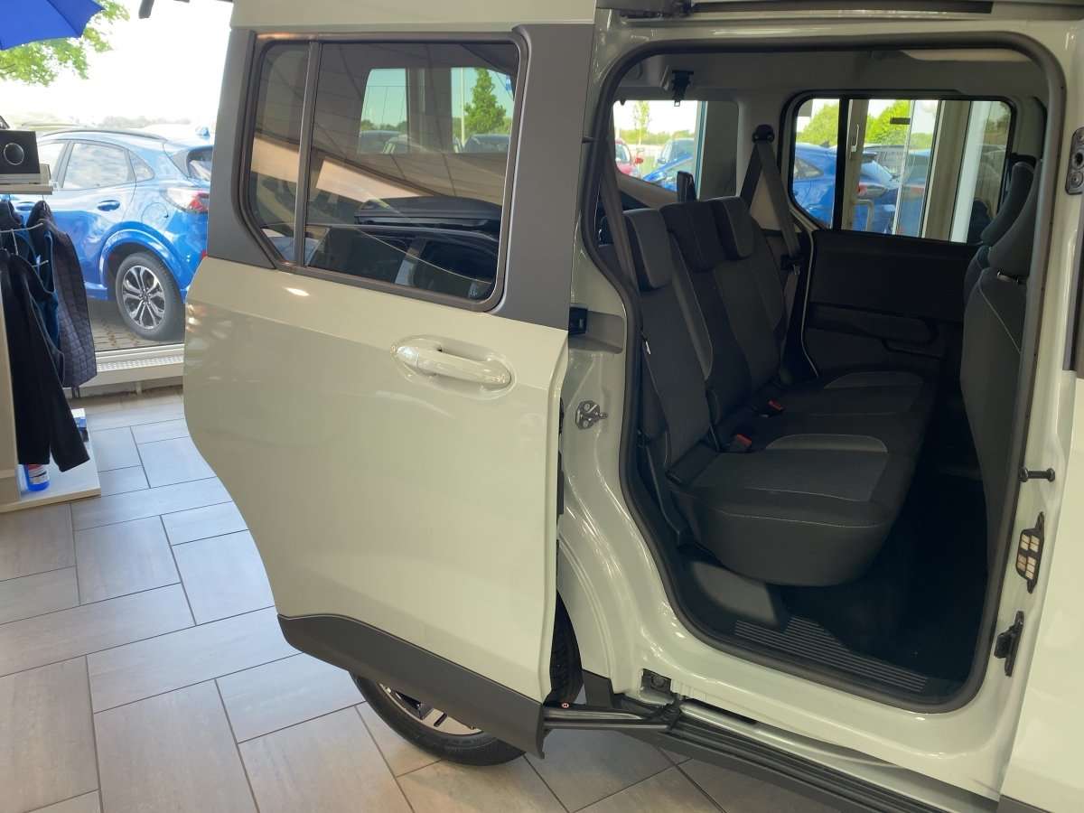 Fahrzeugbild eines Ford Tourneo Courier