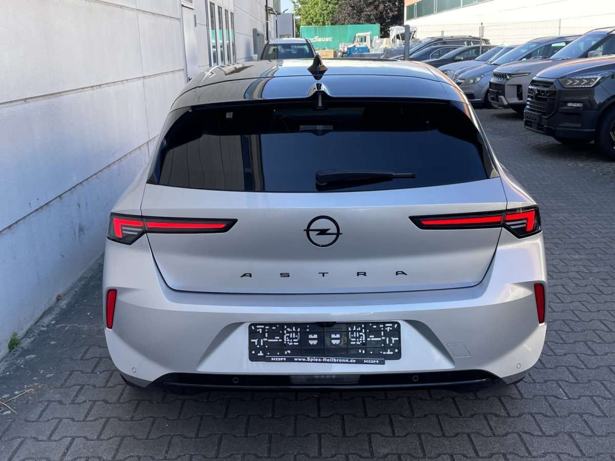 Fahrzeugbild eines Opel Astra