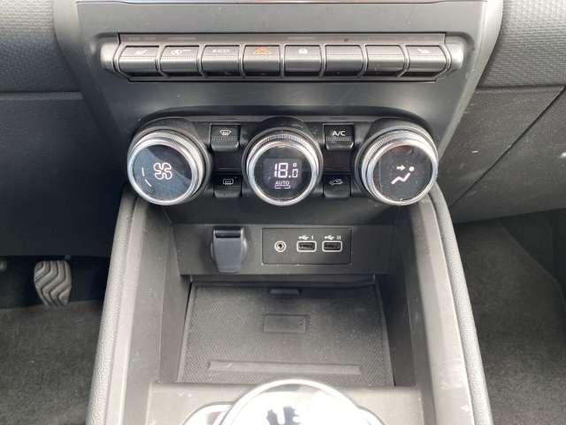 Fahrzeugbild eines Mitsubishi Colt