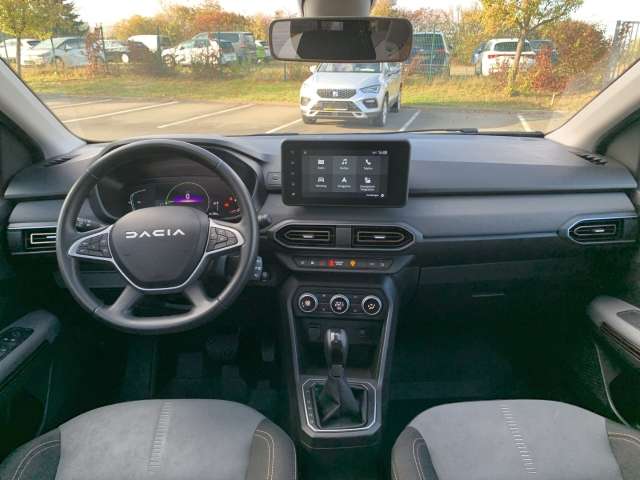 Fahrzeugbild eines Dacia Jogger