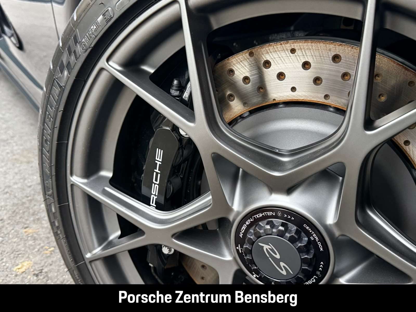 Fahrzeugbild eines Porsche Cayman