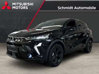 Schräge Frontansicht auf einen Mitsubishi ASX , freigestellt