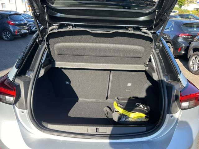 Fahrzeugbild eines Opel Corsa